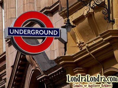 london-underground-sign